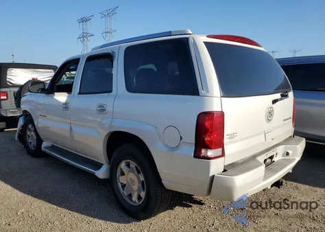 2003 Cadillac Escalade Luxury z USA, uszkodzony, nr VIN 1GYEK63N23R304208